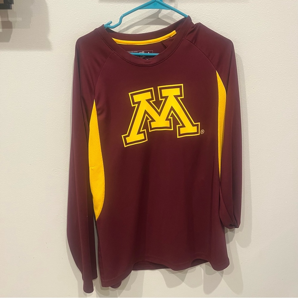 Maroon And Yellow Long Sleeve Minnesota Gopher Shirt Size Large